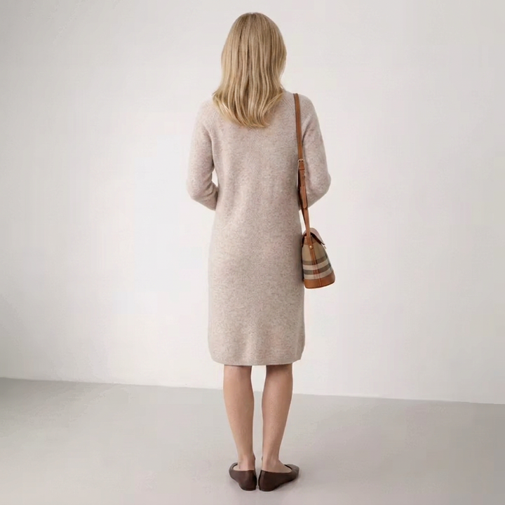 Lena | Relaxed V-neck Knit Midi Dress